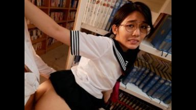 ［神宮寺ナオ］真面目そうな子なのにエッチなメガネJKなのだのthumbnail