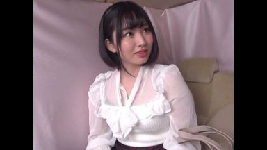 【人妻ナンパ】タワマン住みの清楚美女奥さんをGET！黒髪美人で可愛いセレブ妻を言葉巧みに口説いてハメるエロエロ企画！のthumbnail