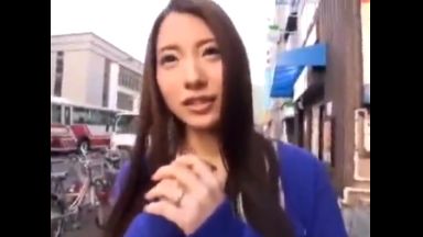 ！中出し＋人妻！ナンパがスキなの…ハメ撮りで激イキH動画「んんん…でちゃう！」☆絶倫☆のthumbnail