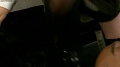 ツインテールメイドがおじさん相手にM男責めで抜いてくれるロリビッチメイドのエロさ半端ないのthumbnail