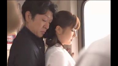 ♥犯される快感を忘れられない女弁護士…1日中発情するおマンコを慰める為に今日も痴漢を求めて電車に乗っちゃう♥のthumbnail