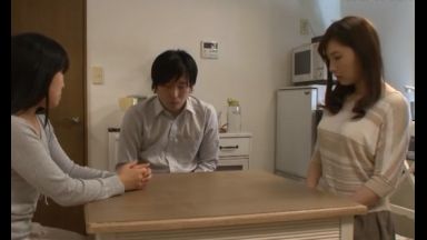 ！今日もいい？…絶倫：中出し！手マンが観られるの…痴女のエロH動画「もうイクぅぅっあっぁぁ！」☆近親相姦☆のthumbnail