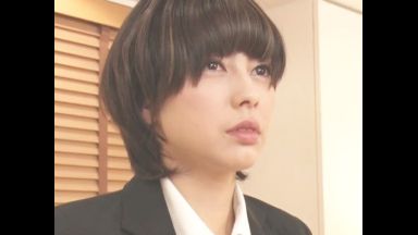 ♡就活生の面接中だし「ここでSEXしたら内定貰えますか？…♡」リクルートスーツ脱いでチンポ挿入しちゃう…のthumbnail