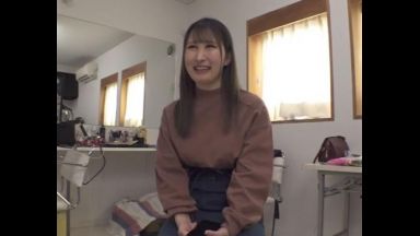 ♪素人♪「私のオナニー見てください･･･」自撮りオナニーをSNSで公開している･･･顔出しNGの娘がAV挑戦!のthumbnail