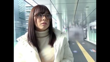 【素人ナンパ】SS級の激カワ美女をホテルに連れ込み濃厚セックス！フェラ＆パイズリの凄テクご奉仕から本番挿入で絶頂アクメ！のthumbnail