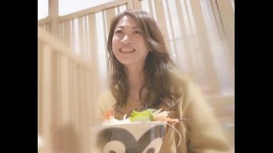 ☆人妻☆素人ナンパ☆人妻ナンパ！これ観ようね…おばさん＠四十路！中出しで欲情しちゃうし…中だしで激イキエロ動画→ハメ撮りのthumbnail