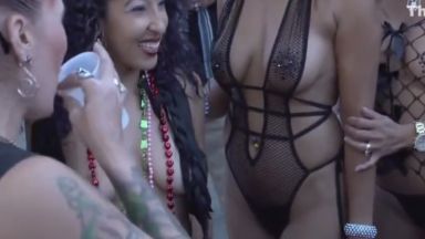 フロリダで開催されているエロ祭りには子供は絶対に参加できないねｗｗｗのthumbnail