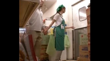 ☆ベロチュー☆人妻☆寝取られ☆愛武千春！好きスキ中出しx人妻！センズリ鑑賞好きで困っちゃうの…ハードで性欲暴発しちゃうエロ動画…フェラのthumbnail