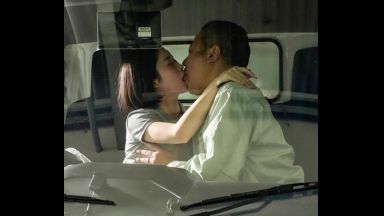 ！！運送会社でパート勤めの妻は運転手とカーセックスで寝取られてた…！！イヤなのに身体は求めてイキ狂ってしまう完熟おマンコ…旦那よりいいだろ奥さんのthumbnail