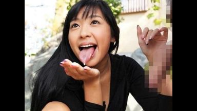 【巨乳・美少女】日焼け跡のエロい肉体を見せつける美女にパンツを脱がされシックスナインで互いの性器を舐め合って。。。のthumbnail