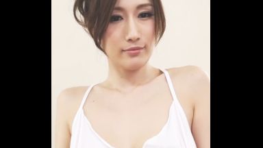 ♥手コキ☆手コキ抜き☆素股☆超乳男潮！すきねぇ…痴女＠凌辱！JULIAで射精しちゃう？…爆乳でエッチエロ動画「んんん…でちゃう！」亀頭のthumbnail