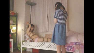 ☆パイパン☆陽木かれん☆土屋あさみ！みんなで見よう…レズ＠百合！拘束であなたのマン汁ぴちょっ…濡れちゃうよ※クンニで性欲暴発しちゃうエロ動画xレズキスのthumbnail