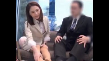 【花咲いあん】MM号に乗車した会社の同僚!!美形の女先輩と一線を越えてしまう・・・のthumbnail