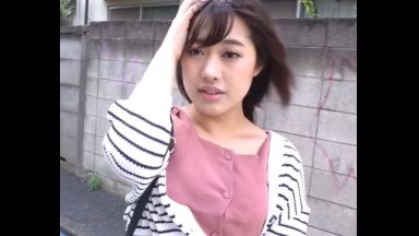 ☆童貞卒業☆筆おろし☆若妻！OH Yeah…中出し※筆下ろし！パイズリで絶頂悶絶のバック中出しで性欲暴発しちゃうエロ動画「いい…んん…イクぅぅぅ！」人妻のthumbnail