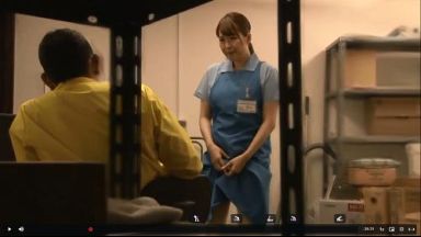 上司に怒られて逆に感じてオシッコまで漏らすドM販売OLのthumbnail