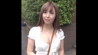 ♥揺れるおっぱいの女子大生に生中だし懇願…発情した思春期おマンコは愛液をトロトロに溢れさせて精子を搾り取っちゃうのthumbnail