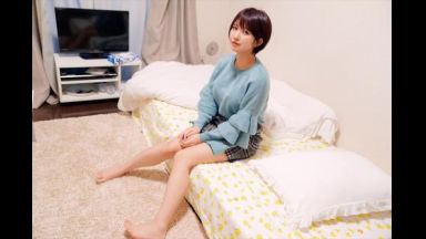 【素人】街でナンパしたアイドル級美少女JDの一人暮らし部屋におしかけその場で生ハメ鬼ピス激イカセ！のthumbnail