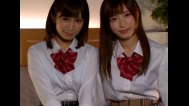 ♡「早く代わってよ…♡」あざと可愛い清楚な女子校生は放課後は小悪魔に豹変しちゃって交互にチンポ挿入しちゃうの…♡3Pイキ狂いのthumbnail