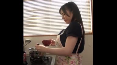 ♥兄妹相姦「お義兄さん…♥」朝から兄と交わる人妻…我慢できない愛液溢れるおマンコ…今日も兄チンポで快楽を求めちゃうのthumbnail