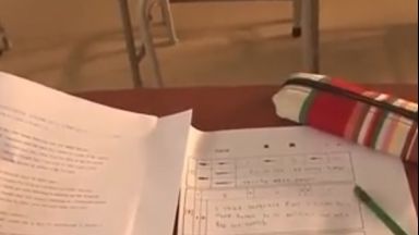 エッチな誘惑してくるメガネっ娘女教師と放課後の学校教室エッチしまくる生徒の憧れのthumbnail