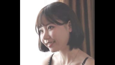 ♥居酒屋バイトしてる清楚女子大生が「射精もう無理…」と言わせるまでは絶倫マンコで搾りだしちゃうのthumbnail