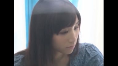 ♡「見たことあるこれ…MM号AVでしょ♡」昼間に週１で不倫SEX…人妻結婚2年目で性欲溢れて正常位大好きを隠し撮りのthumbnail