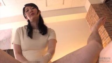 【二階堂ゆり】ドスケベ熟女による回春マッサージM男責め手コキしこしこ主観プレイおばさんのthumbnail