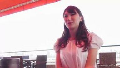 【人妻】昼間っからホテルの1室でアツい性交を…旦那に相手にされない鬱憤をここで晴らす…のthumbnail