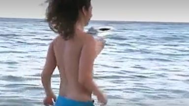 走っていて重量をしっかり感じている爆乳をご覧下さい！！のthumbnail
