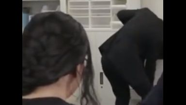 【水谷あおい】不動産女子社員のスレンダー美脚お姉さんとめちゃくちゃパコりまくり立ちバック美ボディのthumbnail