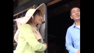 ♡農家の奥様が自宅でSEX「どうぞお上がり下さい♡」すぐに挿入しましょうね。ド田舎の人妻はセックスが唯一の楽しみのthumbnail