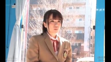 【JKマジックミラー号】美乳女子校生がおっぱいを揉みまくられ最後にはおチンポをハメられちゃうwのthumbnail