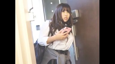 ☆パイパン☆中出し☆中だし！イクぅぅぅ…素人※巨乳！爆乳であなたも絶対欲しくなっちゃったよね※女子校生の超絶エロ動画※女子高生のthumbnail