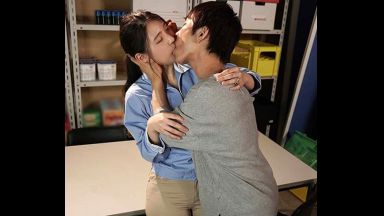 ★清楚★巨乳★橘京花★奥さん！みんなで見よう…NTR※おばさん！主婦が絶対エロい…人妻でエッチエロ動画「んんん…でちゃう！」寝取られのthumbnail