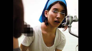 ♥トイレ掃除のおばさんにチンポ見せたら挿入させてくれた♥とにかくヤリたいんです…ご無沙汰まんこは女盛りなのよのthumbnail