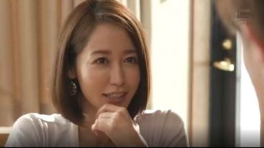 【篠田ゆう 中出し】「ご飯食べたらぁ、もっかいしよっか…」憧れシコネタだった友人姉貴に徹底生クンニしたら中出しセックスできた。のthumbnail