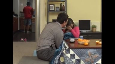 ！いくぅぅぅぅ…中出し：人妻！こたつでみんな精子出しちゃお※アナル舐めのエロH動画「あぁぁぁあっあ！」☆エロ動画☆のthumbnail