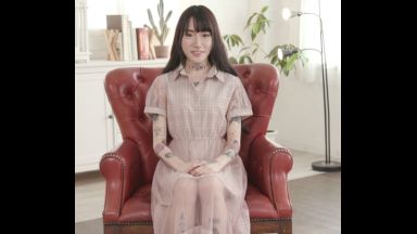 ♥23歳の清楚で大人しい少女は18歳で全身タトゥーの身体に…♥愛液トロトロののマンコは精子を全部吸い尽くしちゃう…綺麗な貧乳♥のthumbnail
