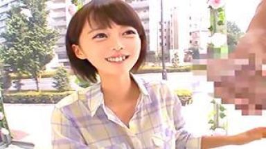 【マジックミラー号】「すごい大きい…」人生初のデカチンでハニかむうぶ女子大生のthumbnail