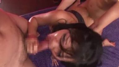 【かすみ果穂】逆3Pで痴女られまくり手コキフェラ抜き性奴隷扱いされて感じるドMな女の子のthumbnail