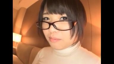 ♥むっちむち爆乳痴女のデカ尻掻き分けてチンポ挿入したらどぴゅぅぅドピュっと中出し…熱い精子が愛液と混ざって流れ出ちゃうのthumbnail