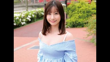 『ゆっくり…挿入るよ…』母性溢れる清楚奥さんが童貞チンポを優しい筆おろし！杭打ち騎乗位で激しく腰を振る淫乱エロ奥様【人妻】のthumbnail