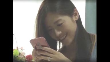 ♥朝起きたら即連絡する妻…隠し撮りしたら僕の居ない合間にチンポ挿入してた…♥聞いたことのない絶叫喘ぎ声…イキ狂いのthumbnail