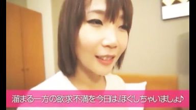 ♥淡白な旦那じゃ満足できないから…世界遺産を見学した後は奥様を抱いてあげますよ♥のthumbnail