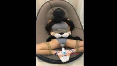 電マで調教してる彼女をスマホ撮影した素人SM投稿エッチ動画のthumbnail