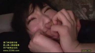 【夜行バス】みんなが寝静まってる車内で犯されるオンナ…誰もこの凶行には気づきはしない…のthumbnail