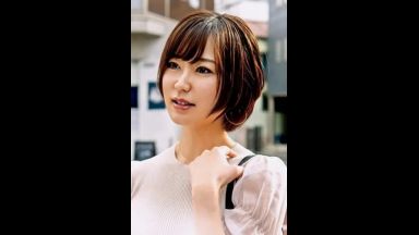 ３７歳になる完熟寸前の肉厚デカ尻に張り付くイヤらしい黒パンストを履きこなす見た目も雰囲気も若々しい美人奥さまがとびきりスケベな淫乱メス犬に豹変！平日の昼下がり街頭アンケートだと声をかけてきた経験豊富なナンパ師の口車に乗せられた人妻が旦那さん以外の生チ●ポをハメまくる淫らな姿を見逃すな！のthumbnail