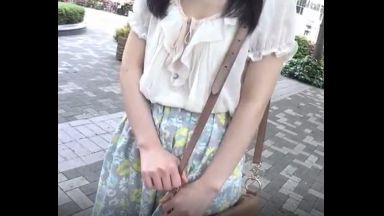 【素人女子大生】清楚なロリカワＪＤが、ナンパ師にテク＆巨チンで責められて、クソビッチファック…のthumbnail