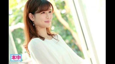 【友野あやみ】学校で非常勤講師として働く現役先生が生徒に内緒で中出しAVデビュー！のthumbnail