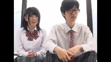 彼氏がいるJKなのに金のためなら黒人のチンポも舐めるのthumbnail